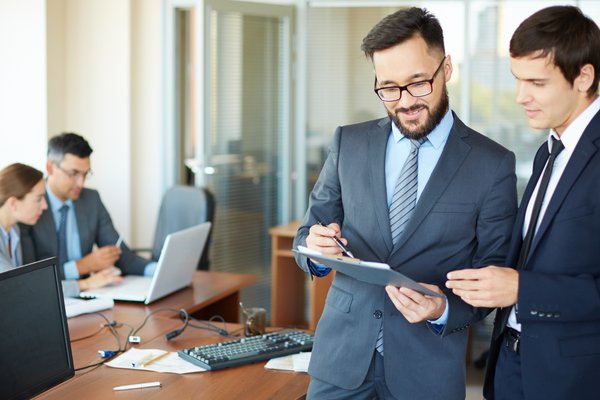 アクセンチュア